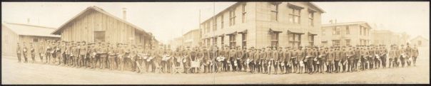 c1918 Army Training School for Chaplains and approved chaplain candidates, Camp Zachary Taylor, Louisville, Ky., Lining up for Mess