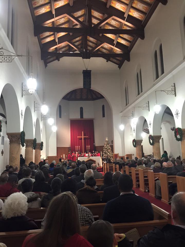 Chapel-Ft-Lewis-inside