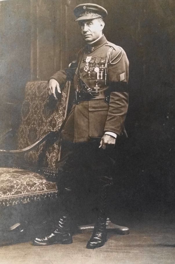  WW1 Belgian Army chaplain with a variety of Belgian and French decorations for bravery.